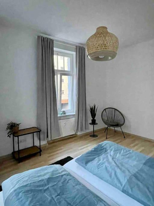 Ein Gemuetlicher Platz Im Gruenderzeitviertel Chemnitz Esterno foto